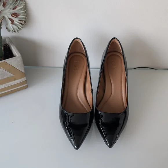 Nordstrom Rack 11M - Picture 2 of 3